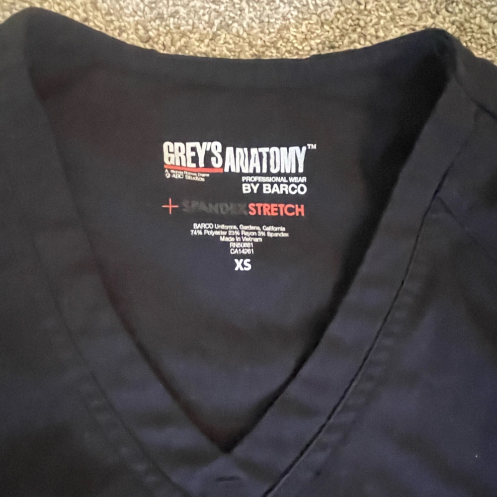 Greys anatomy scrub top